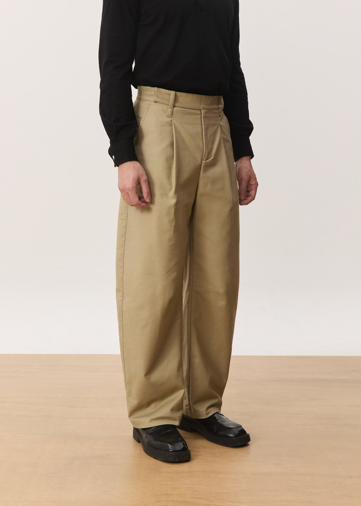 Kahn Relaxed Trousers, Barrel
